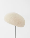 MATURE HA - Cashmere Beret in WHITE