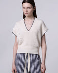 ROBERTO COLLINA - V-Neck Pullover in Cream and Navy