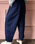 MANUELLE GUIBAL - Pant Kying in Blue