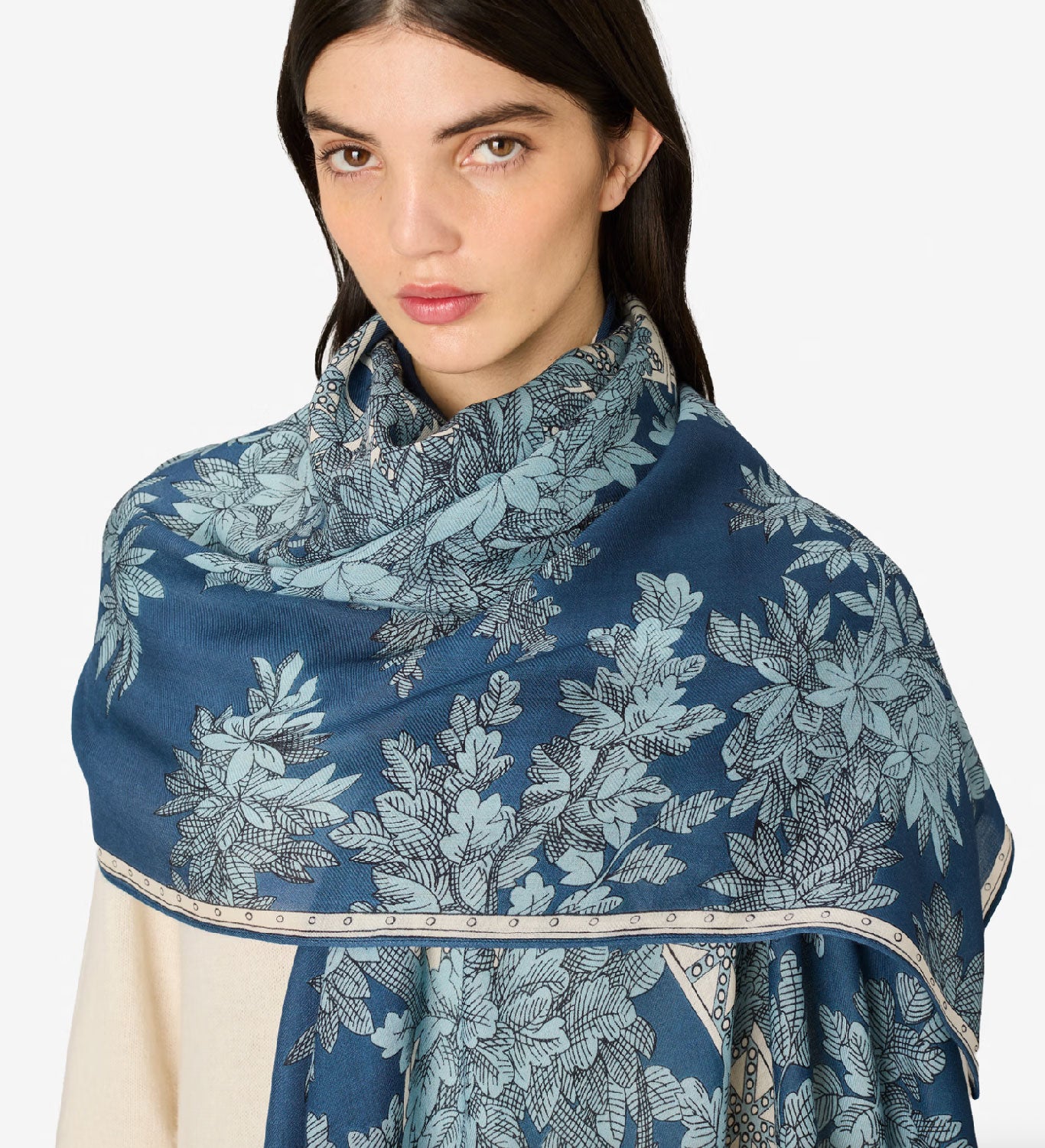 INOUI EDITIONS - Scarf 80 1889 in Blue