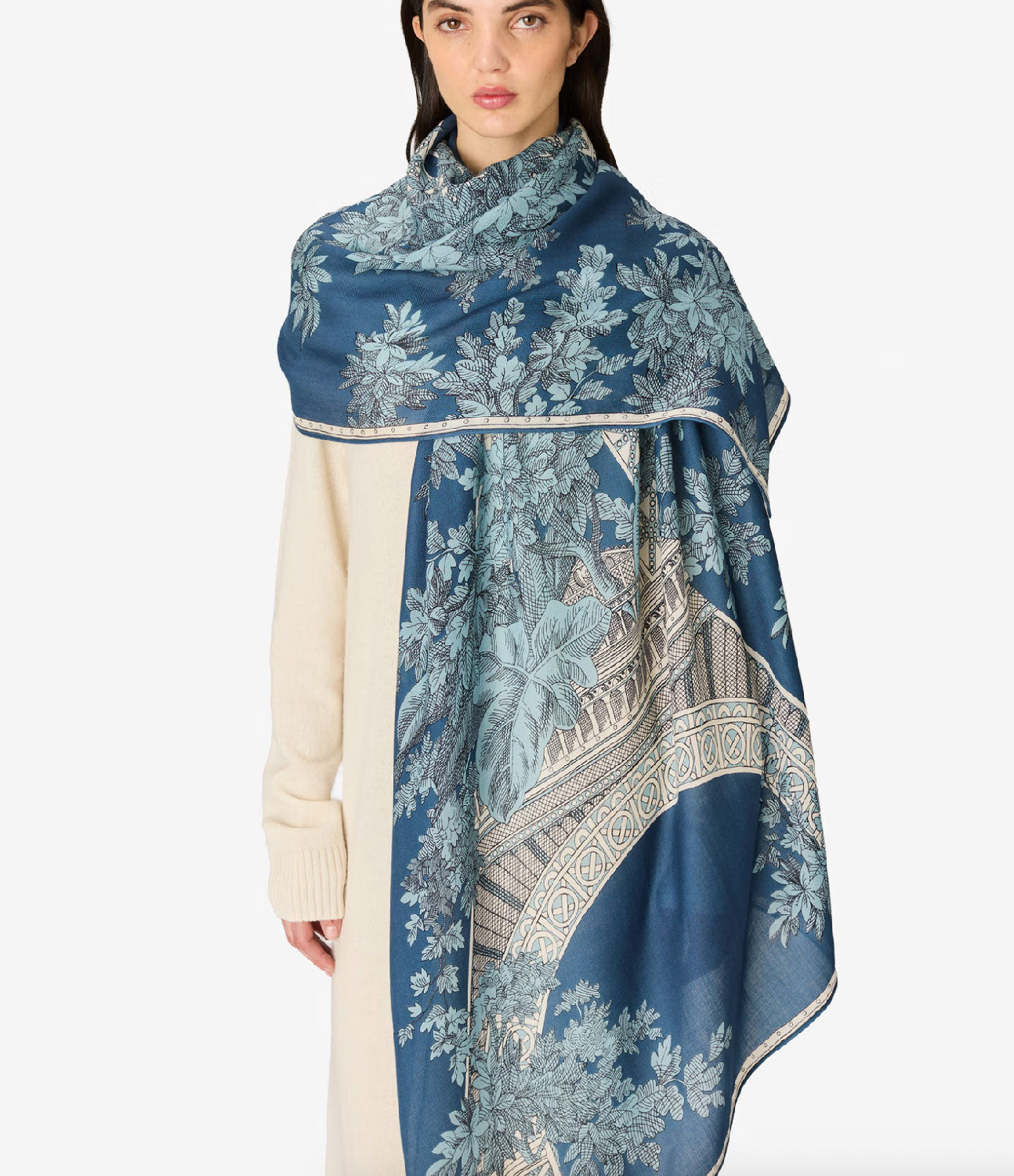INOUI EDITIONS - Scarf 80 1889 in Blue