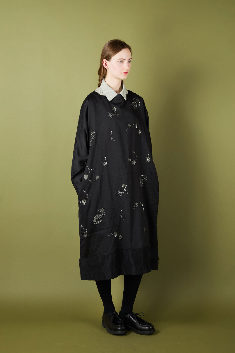 AODRESS - Square neck dress with sequins and beads in Black