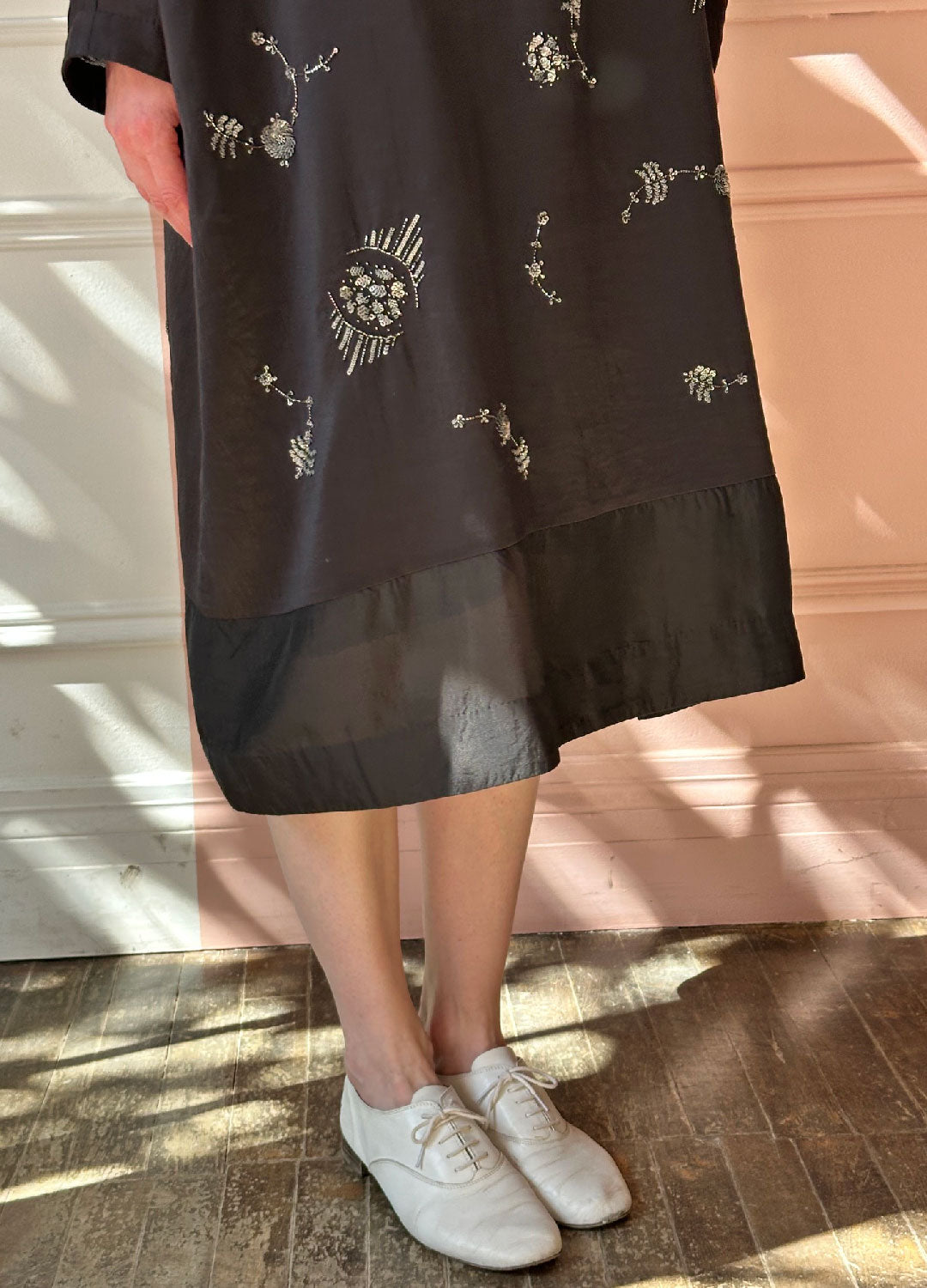 AODRESS - Square neck dress with sequins and beads in Black