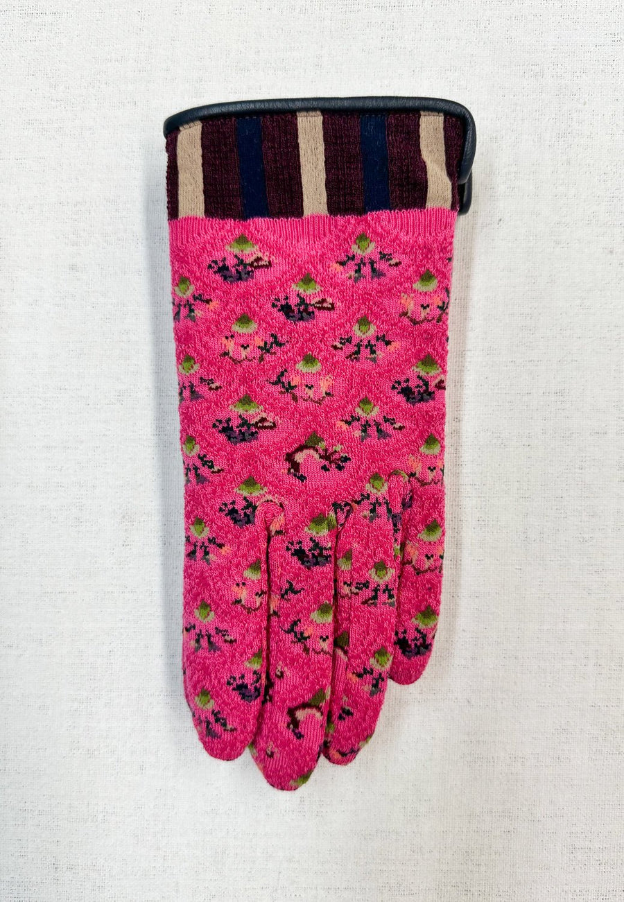 Antipast - Floral Cashmere Gloves in Magenta