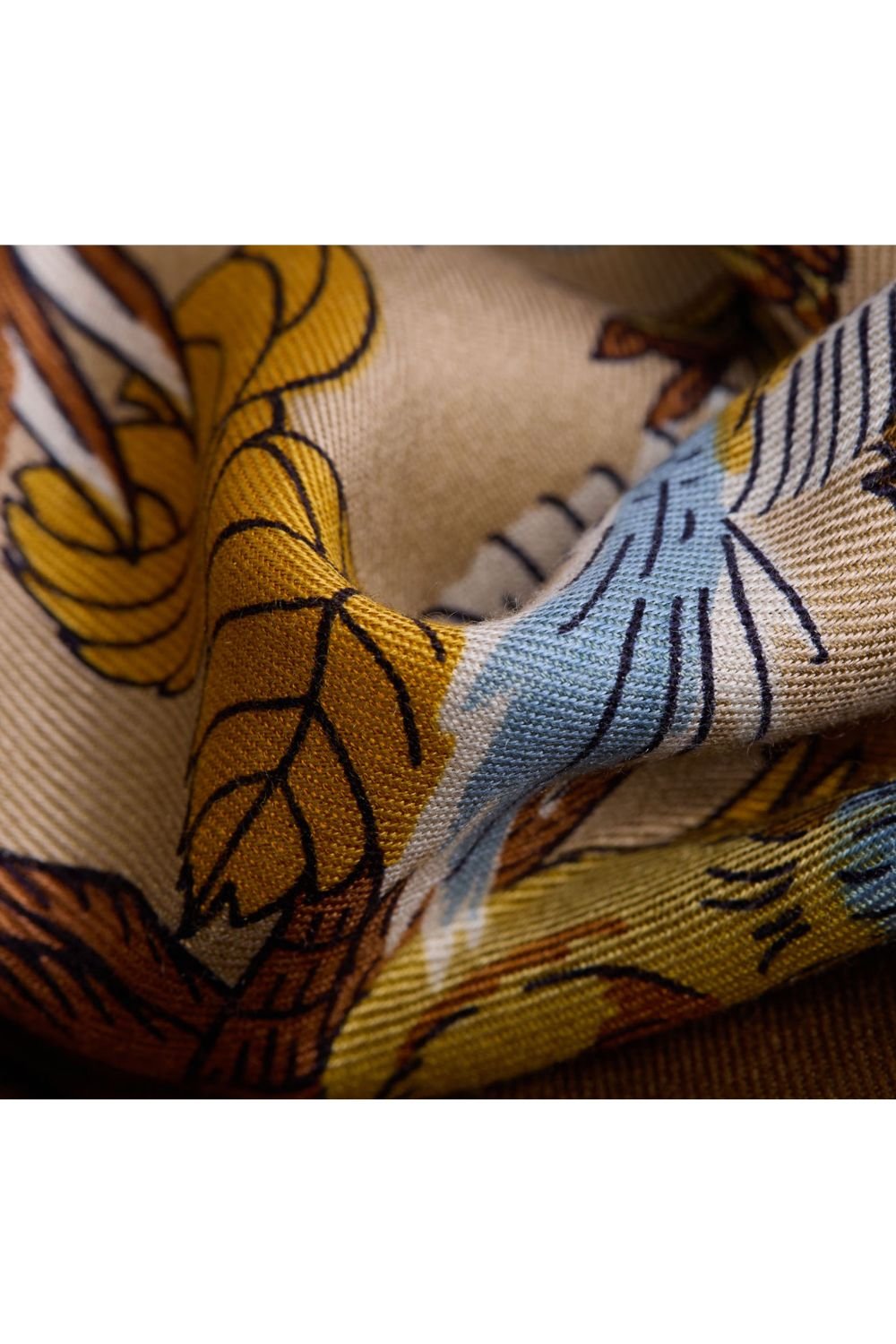 INOUI EDITIONS - ATLAS 130 Square Scarf in Beige