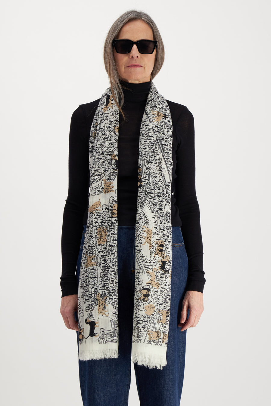 INOUI EDITIONS - 70 Central Park Scarf in Ivory