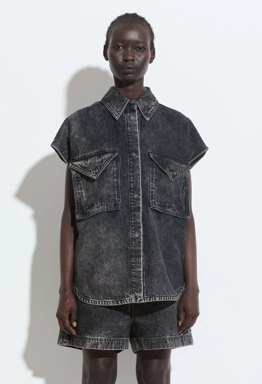 CHRISTIAN WIJNANTS - Teta Sleeveless Denim Shirt in Black