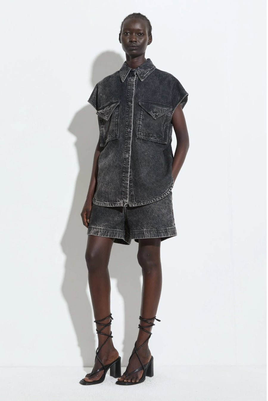 CHRISTIAN WIJNANTS - Teta Sleeveless Denim Shirt in Black