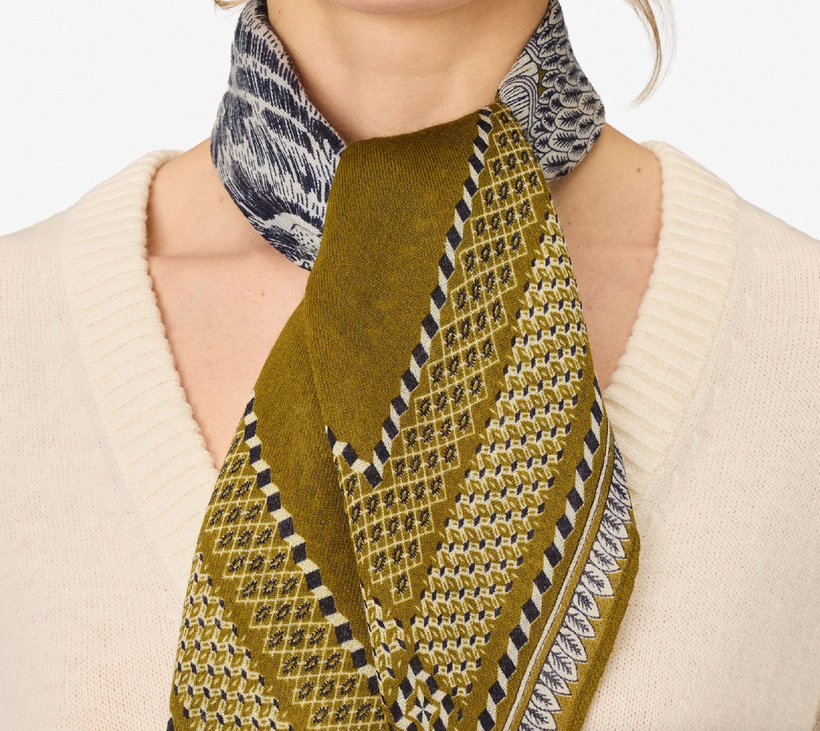 INOUI EDITIONS - CHOUETTE 70 Square Scarf in Khaki