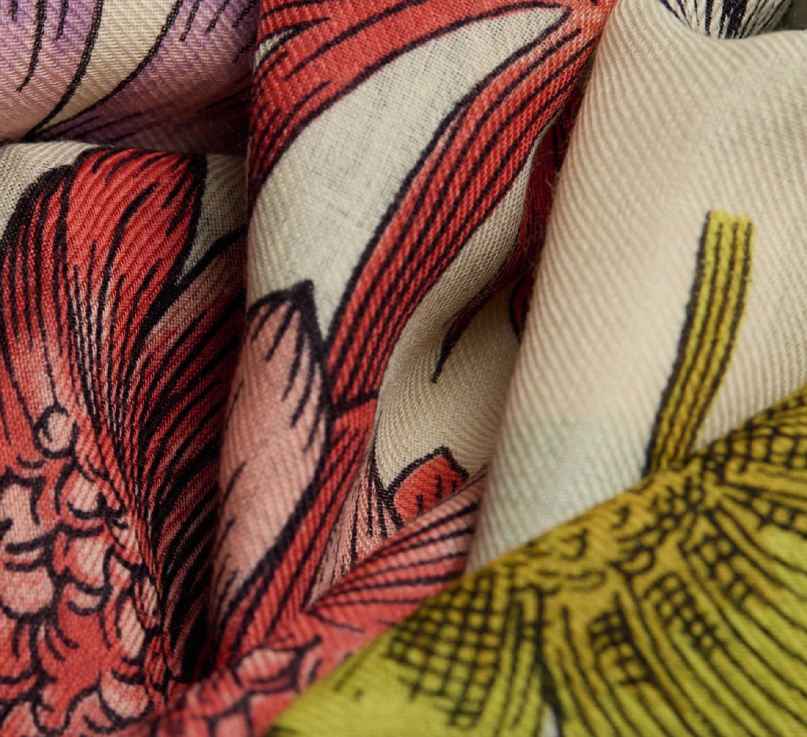 INOUI EDITIONS - Scarf 80 Gustav in Multico