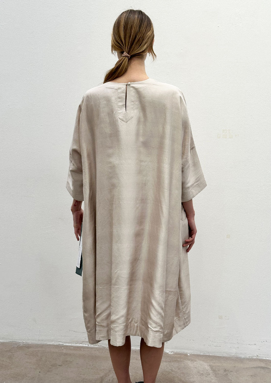 AODRESS - Hapi Dress in Light Grey