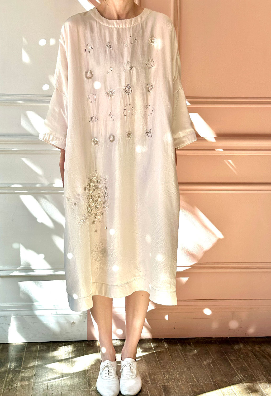 AODRESS - Hapi Dress in Light Grey