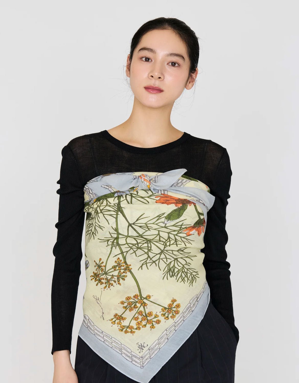 MANIPURI - Jardin D'Herbes Scarf in Grey