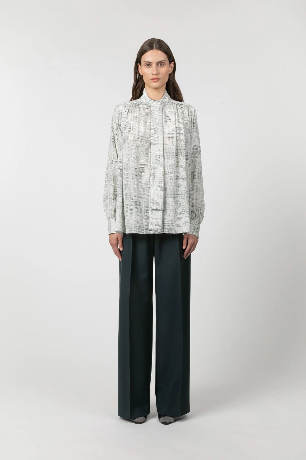 INDRESS - Charlie Blouse in Ivory