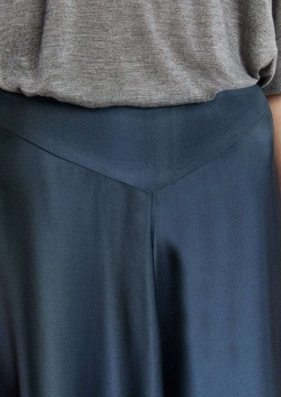 INDRESS - Honeysuckle Long Skirt in Slate Blue