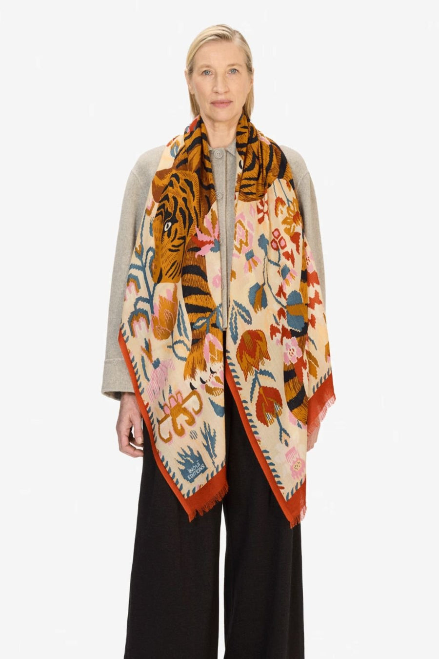INOUI EDITIONS - 70 Jorgen Scarf in NUDE