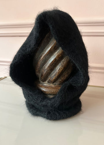 KARAKORAM - Knitted Hood in Black