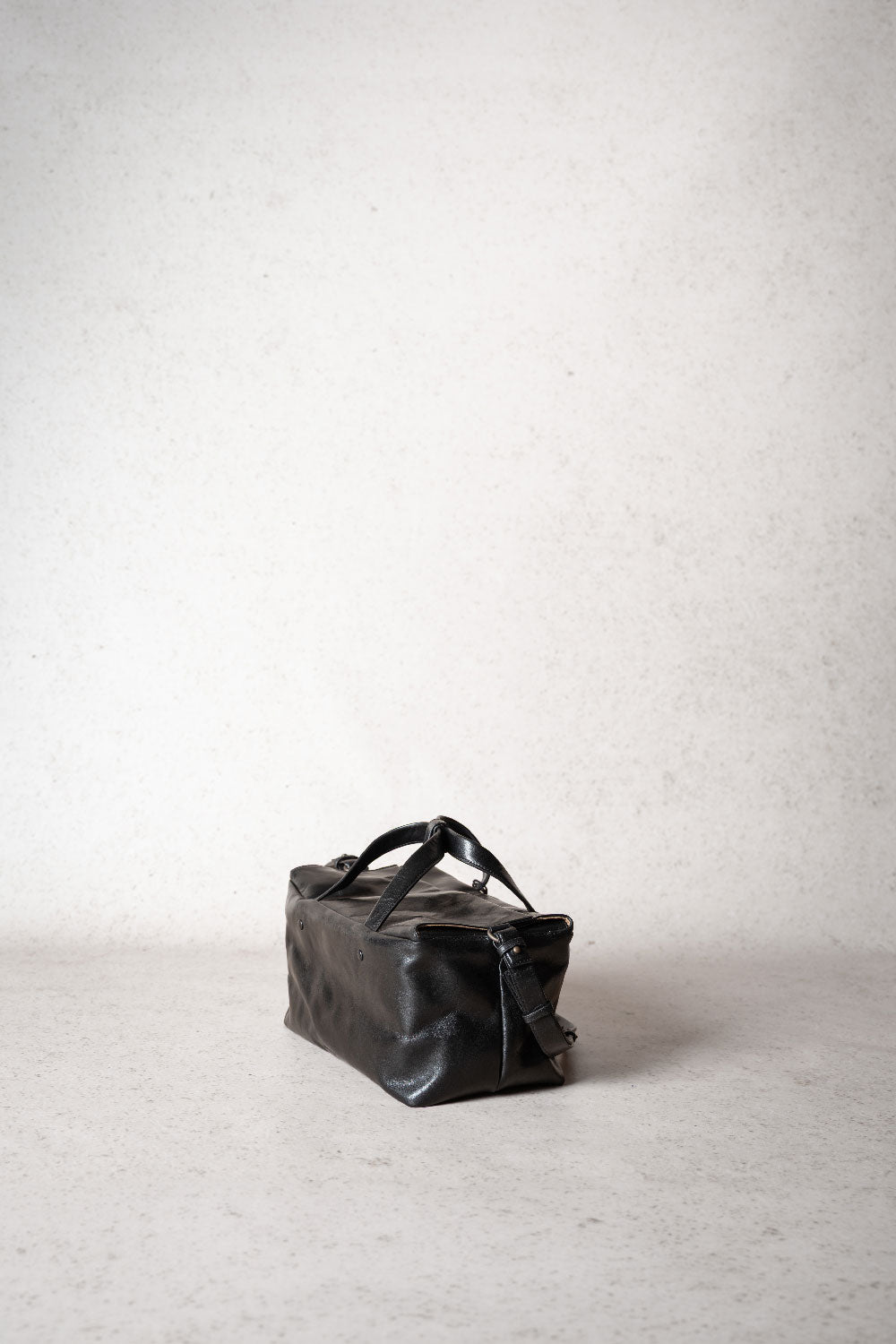 LIHANN GEORGE - Matte Natural Grain Leather LILI Bag in Black