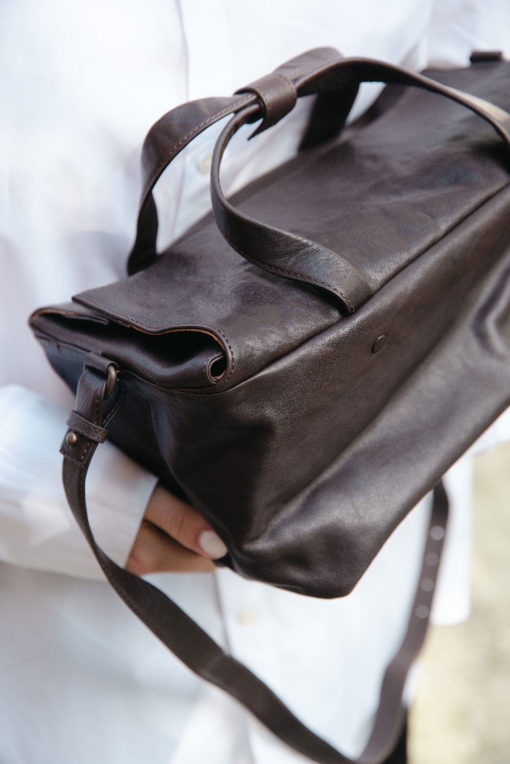 LIHANN GEORGE - Matte Natural Grain Leather LILI Bag in DEEP ESPRESSO