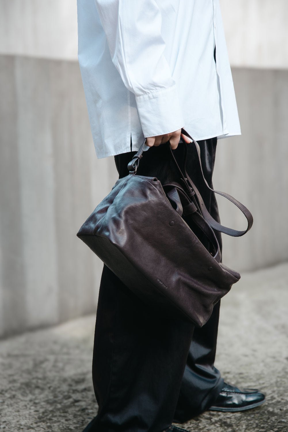 LIHANN GEORGE - Matte Natural Grain Leather LILI Bag in DEEP ESPRESSO