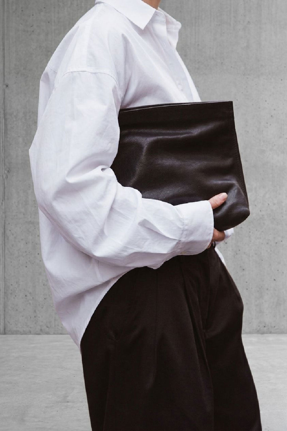 LIHANN GEORGE - Matte Natural Grain Leather SIENI Bag in DEEP ESPRESSO