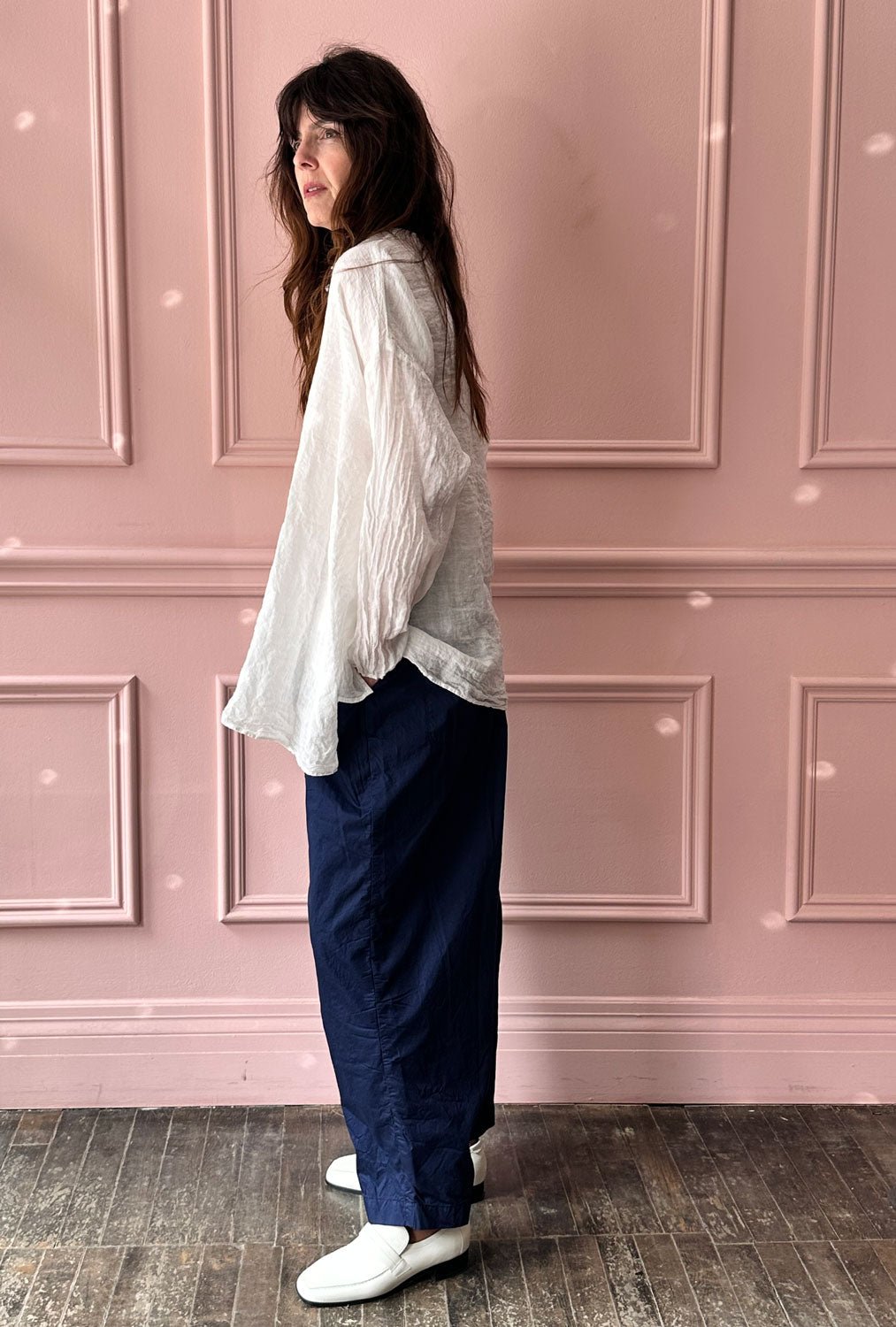 MANUELLE GUIBAL - Big Shirt Natsu in Milk
