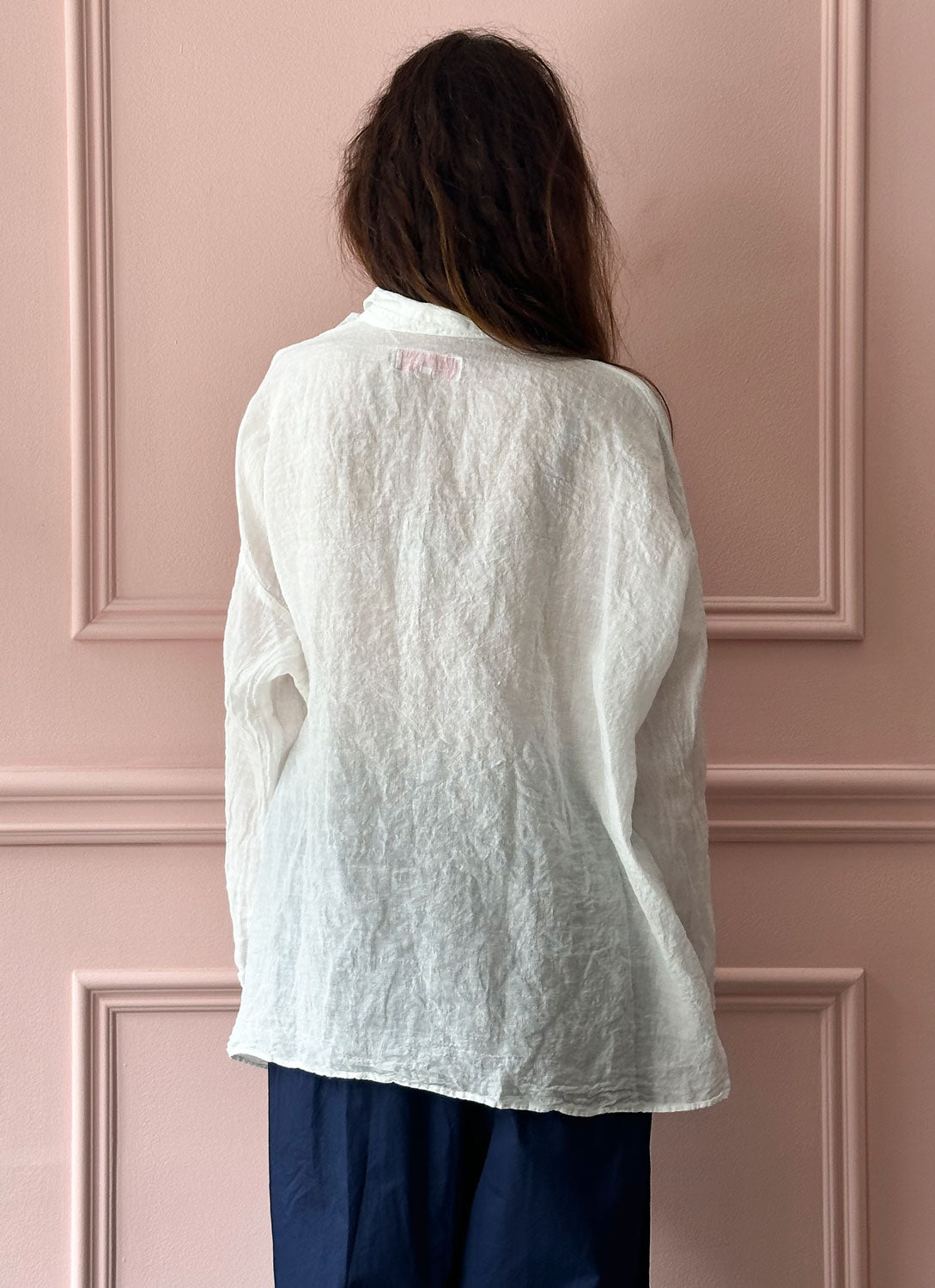 MANUELLE GUIBAL - Big Shirt Natsu in Milk