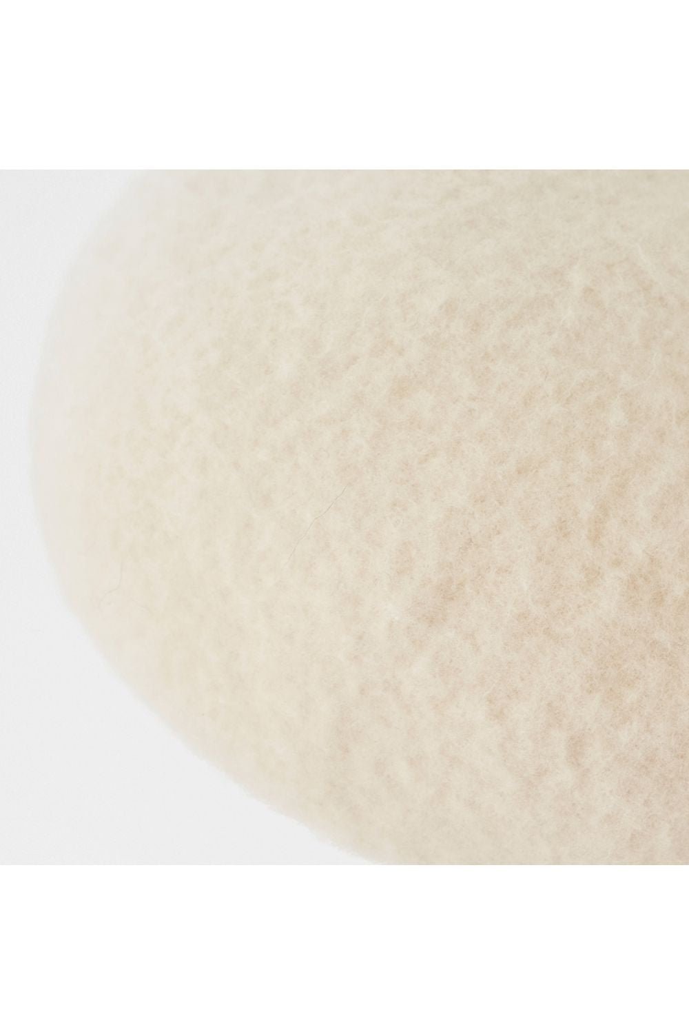 MATURE HA - Cashmere Beret in WHITE