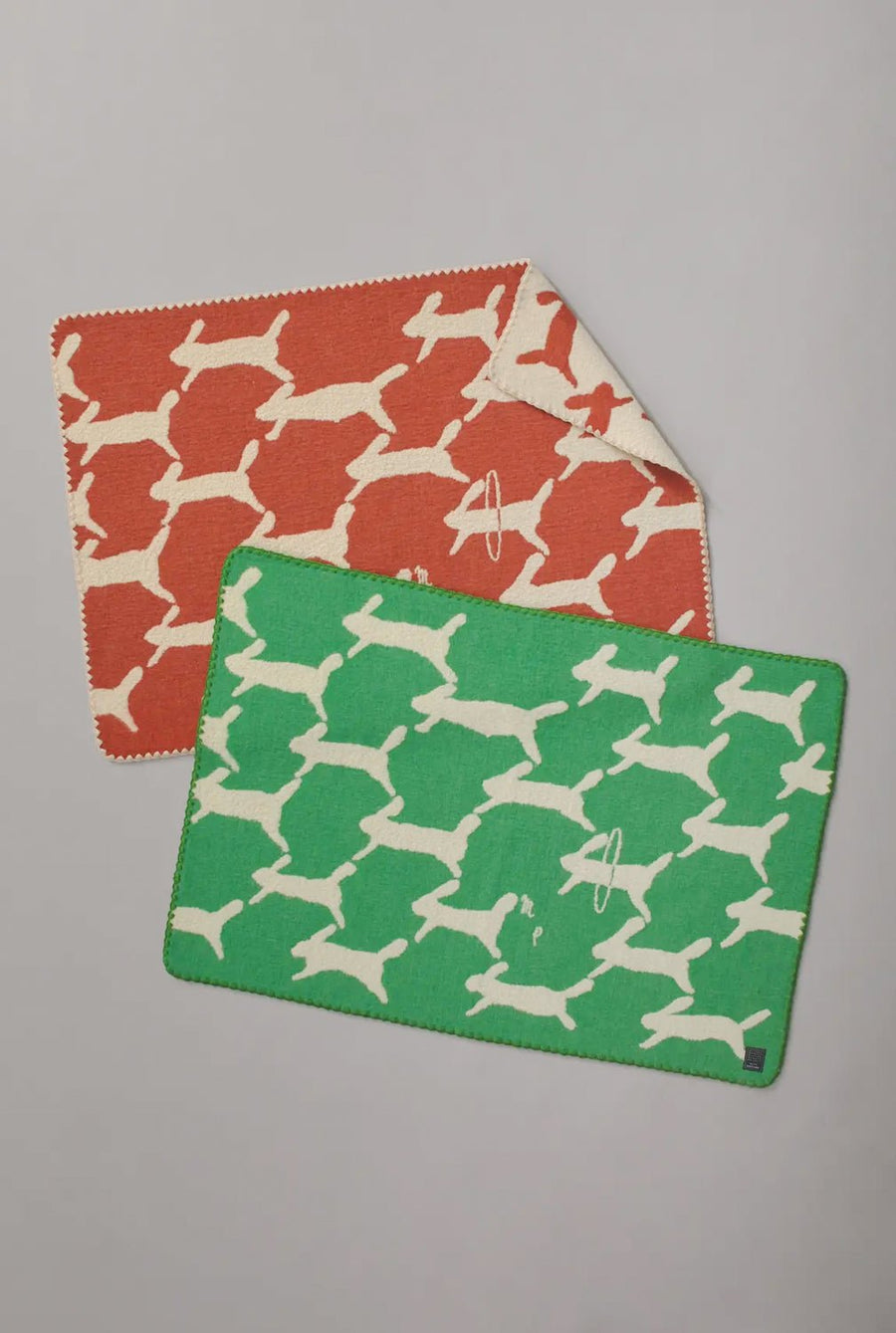 MINA PERHONEN - RUN RUN RUN Blanket in Green