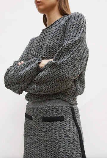MOLLI - Dahlia Pullover Seater in Black Mottled