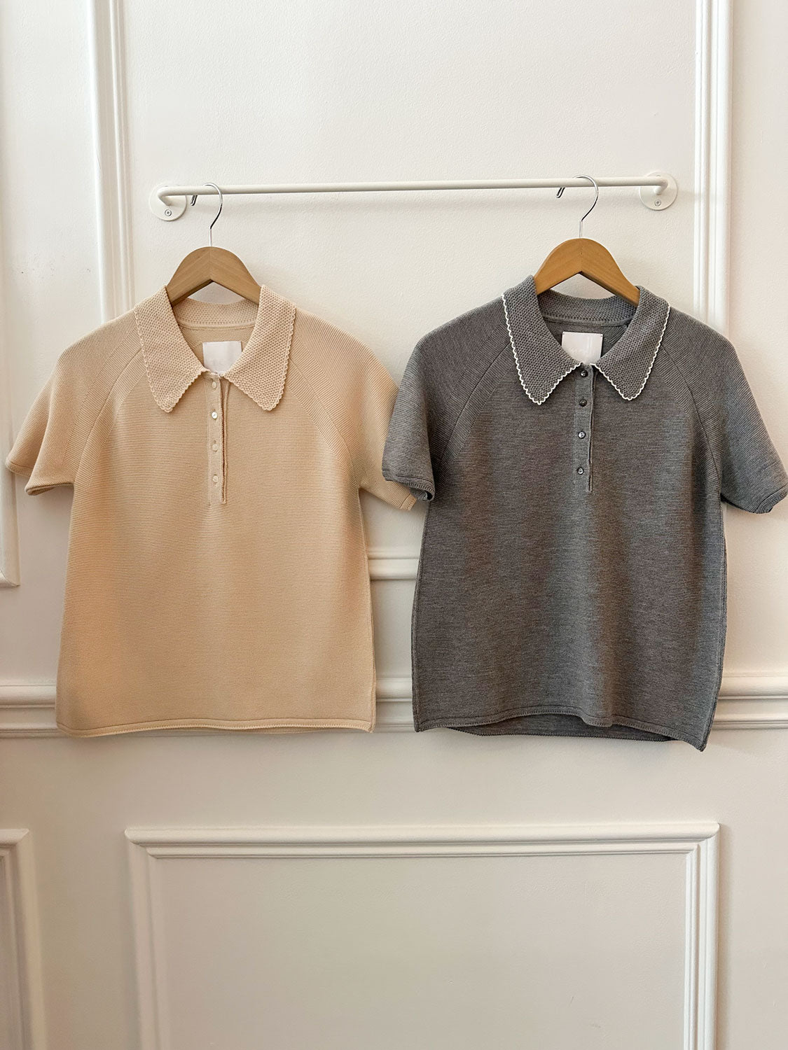 MOLLI - EAU Fine Knit Short Sleeved Top in Medium Grey