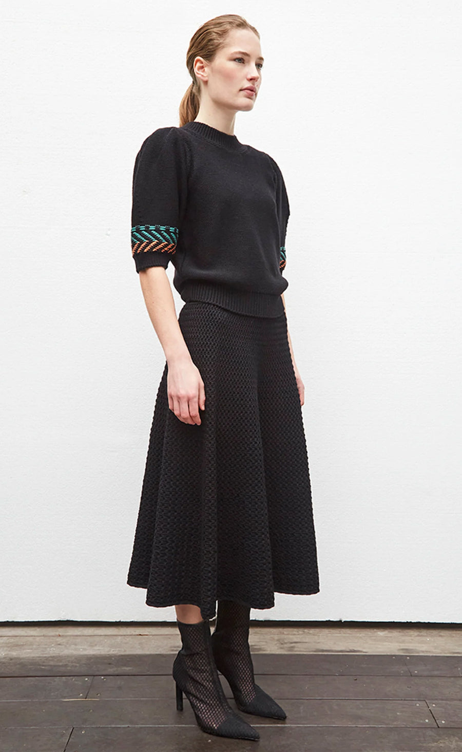 MOLLI - Verveine Pullover in Black with Green Accents