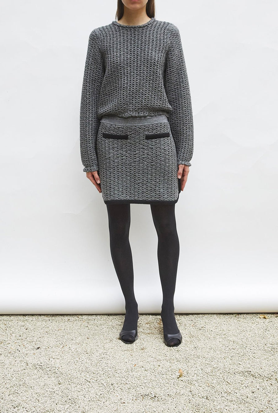 MOLLI - Dahlia Pullover Seater in Black Mottled