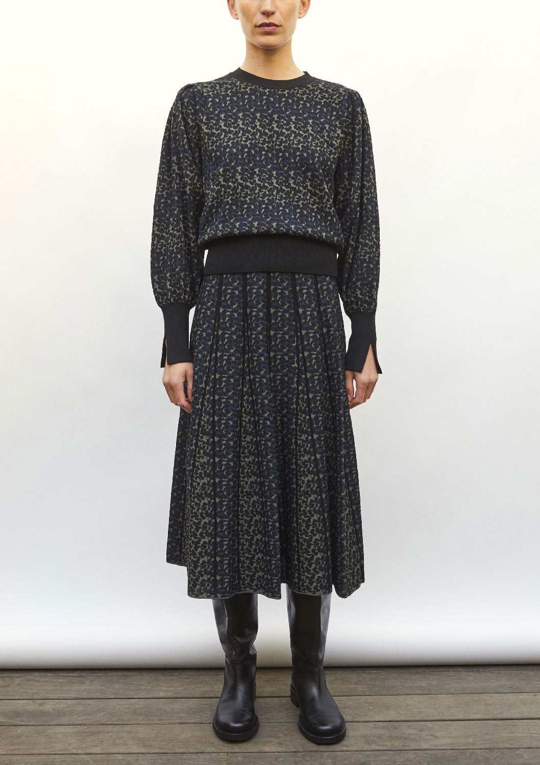 MOLLI - Leopard Skirt in Khaki Multi