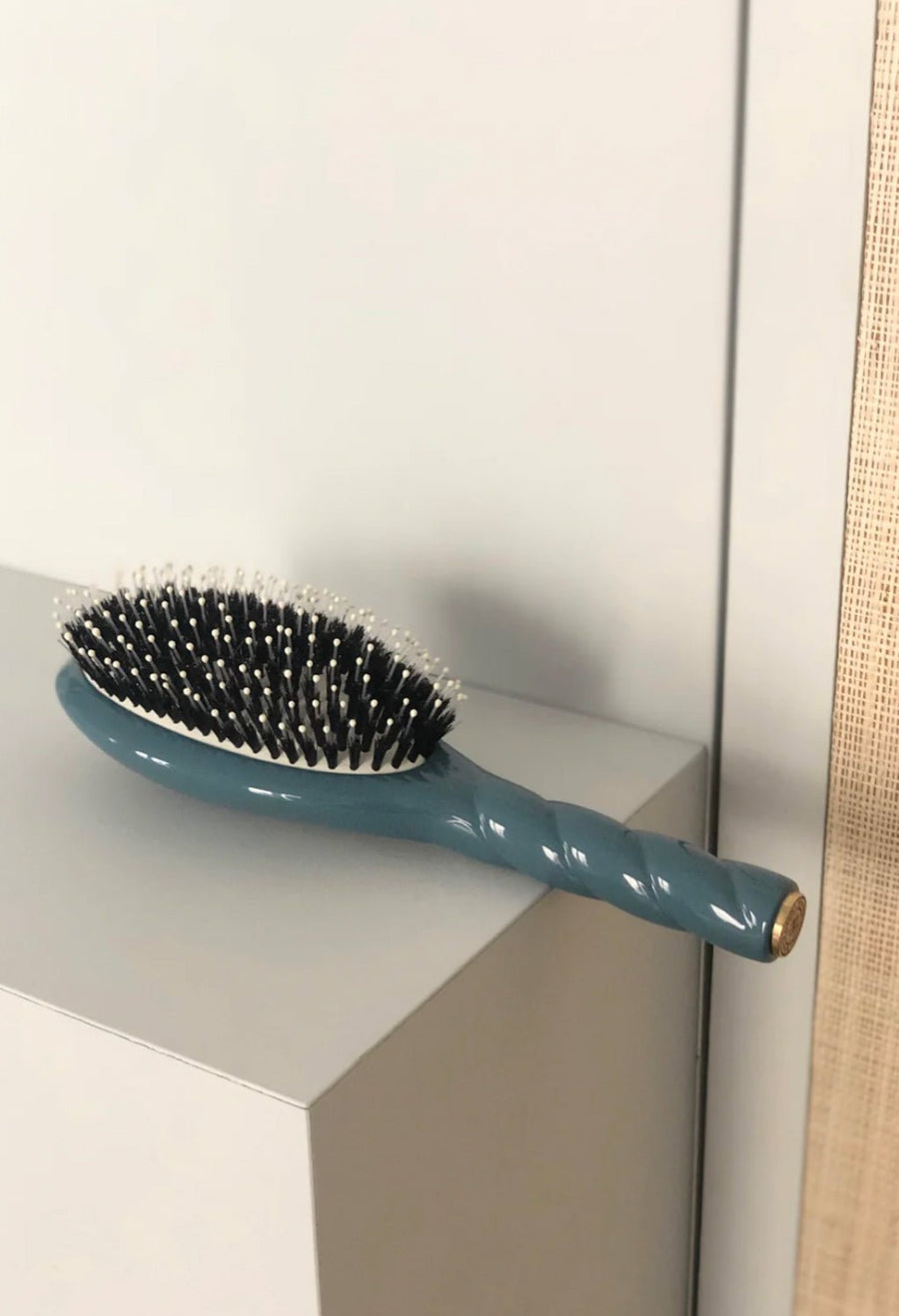 LA BONNE BROSSE - N.03 The Gentle Scalp Hair Care Brush THE ESSENTIAL SOFTNESS