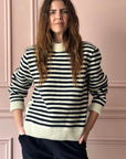 LES PRAIRIES DE PARIS -  St. Malo Crewneck Pullover in Ecru/Navy