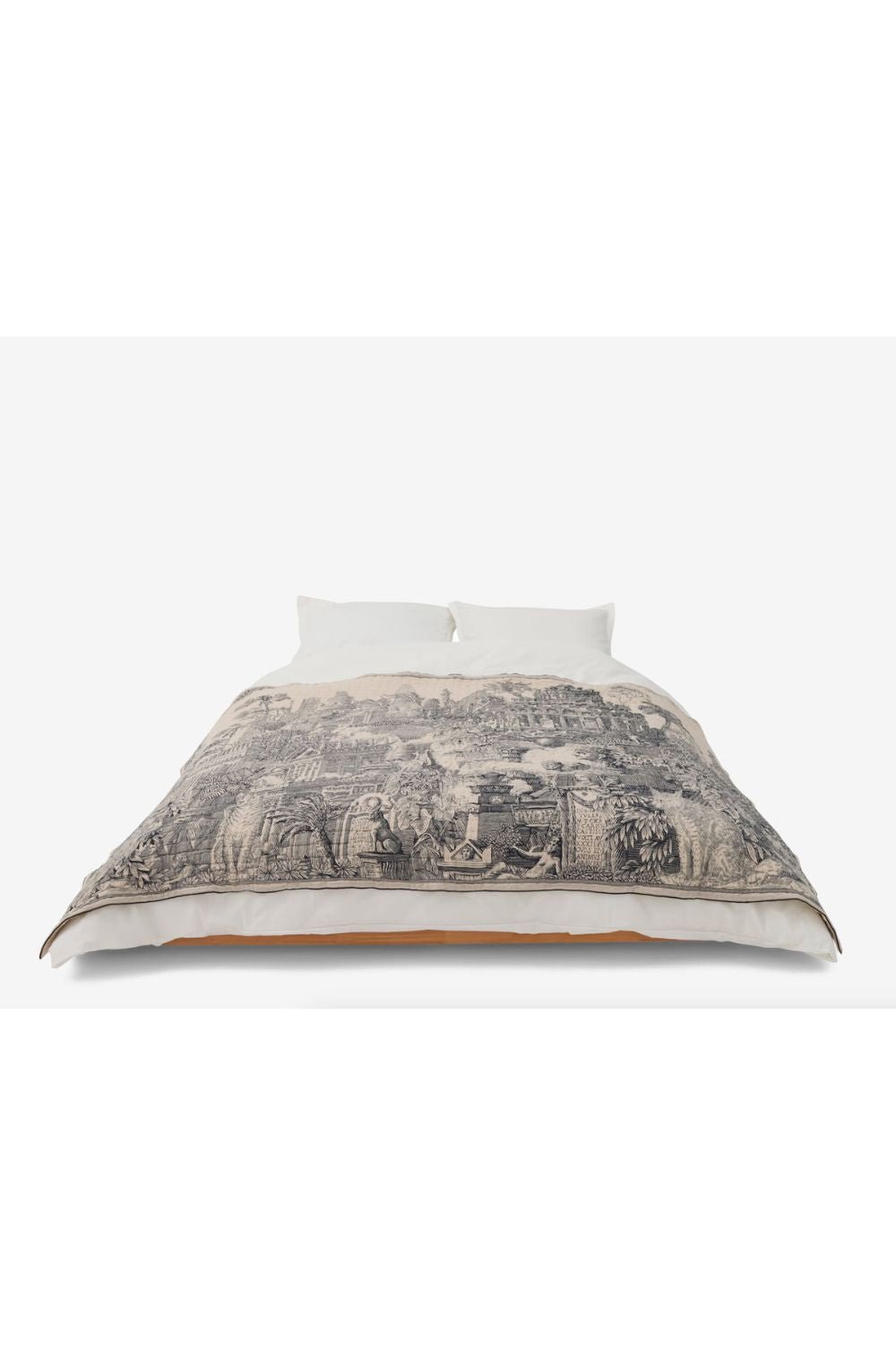 INOUI EDITIONS - PIRANESI Quilt in Beige/Black