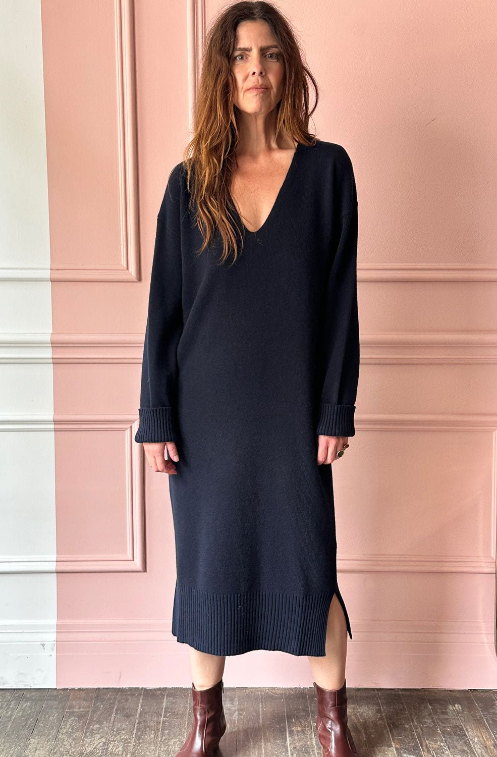 ROBERTO COLLINA - V-Neck Dress in Navy
