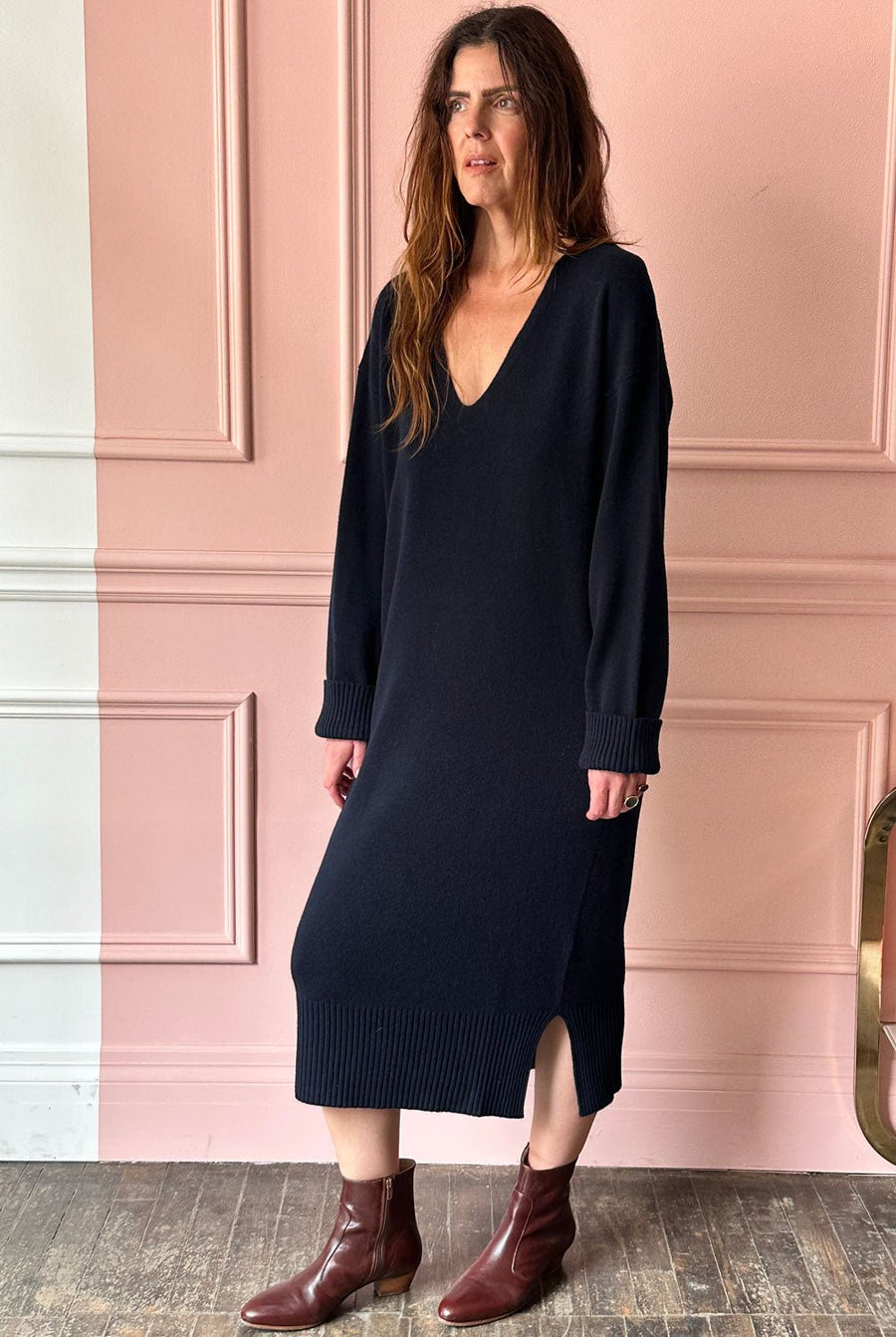 ROBERTO COLLINA - V-Neck Dress in Navy