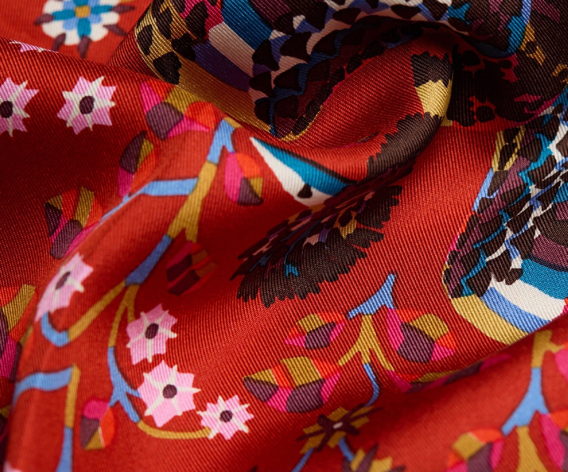 INOUI EDITIONS - RENE PERROT Square 65cm Scarf in Brown