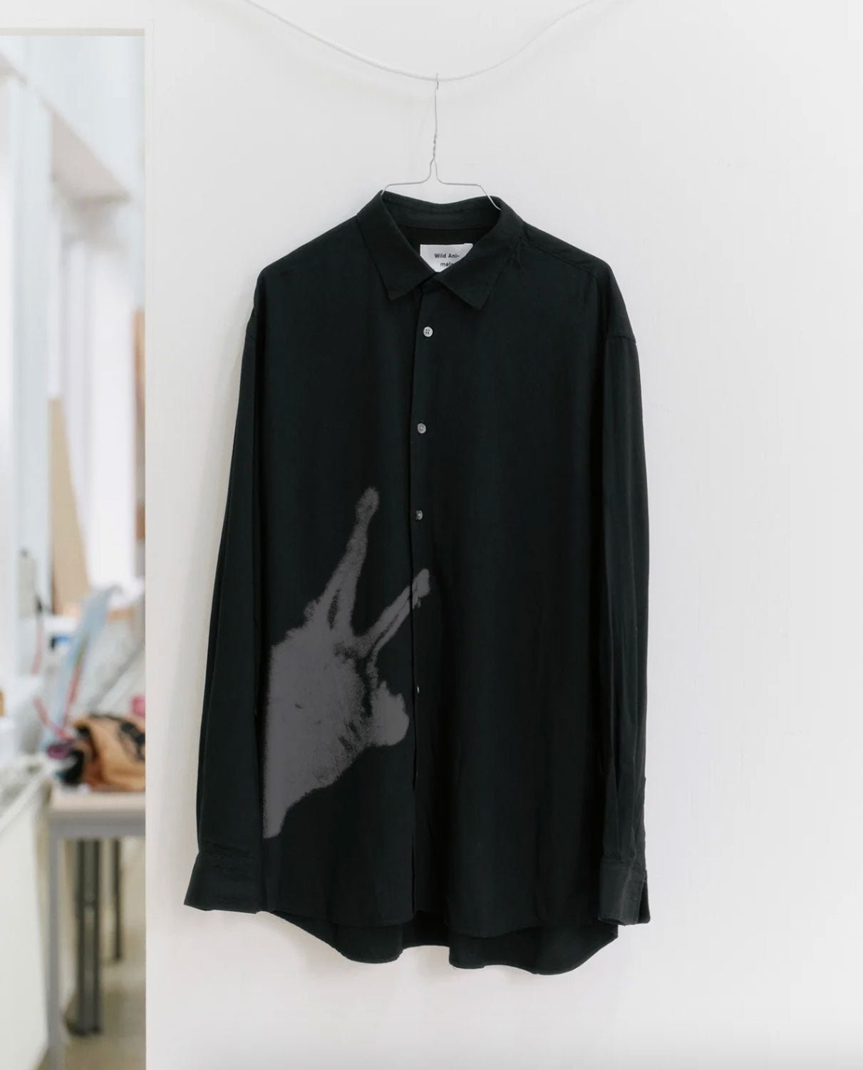 W.I.L.D. A.N.I.M.A.L.S. - Snail Shirt in Black