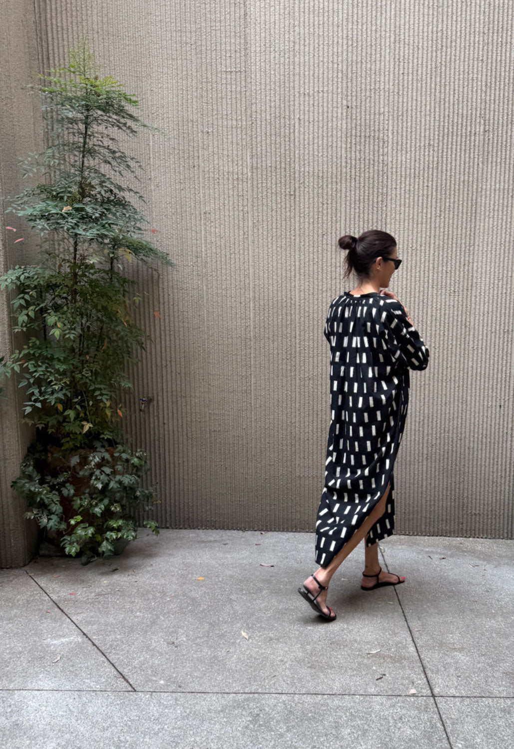 TWO NY - Ikat Woven Caftan in Black and White