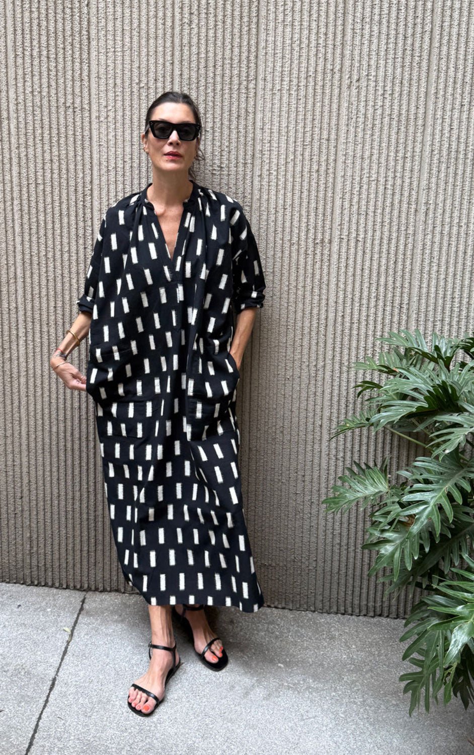 TWO NY - Ikat Woven Caftan in Black and White