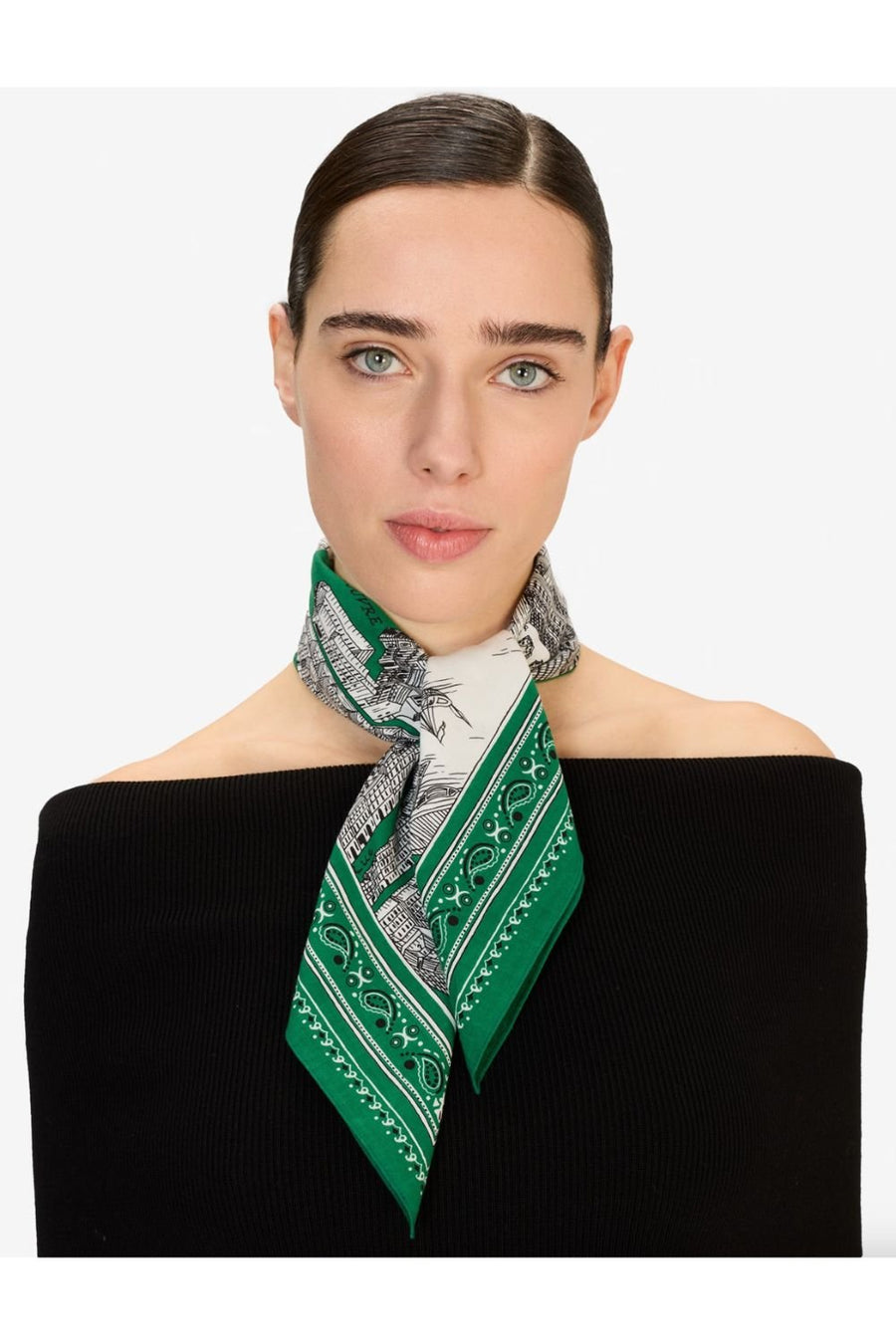 INOUI EDITIONS - Louvre Square 65 Scarf in Green