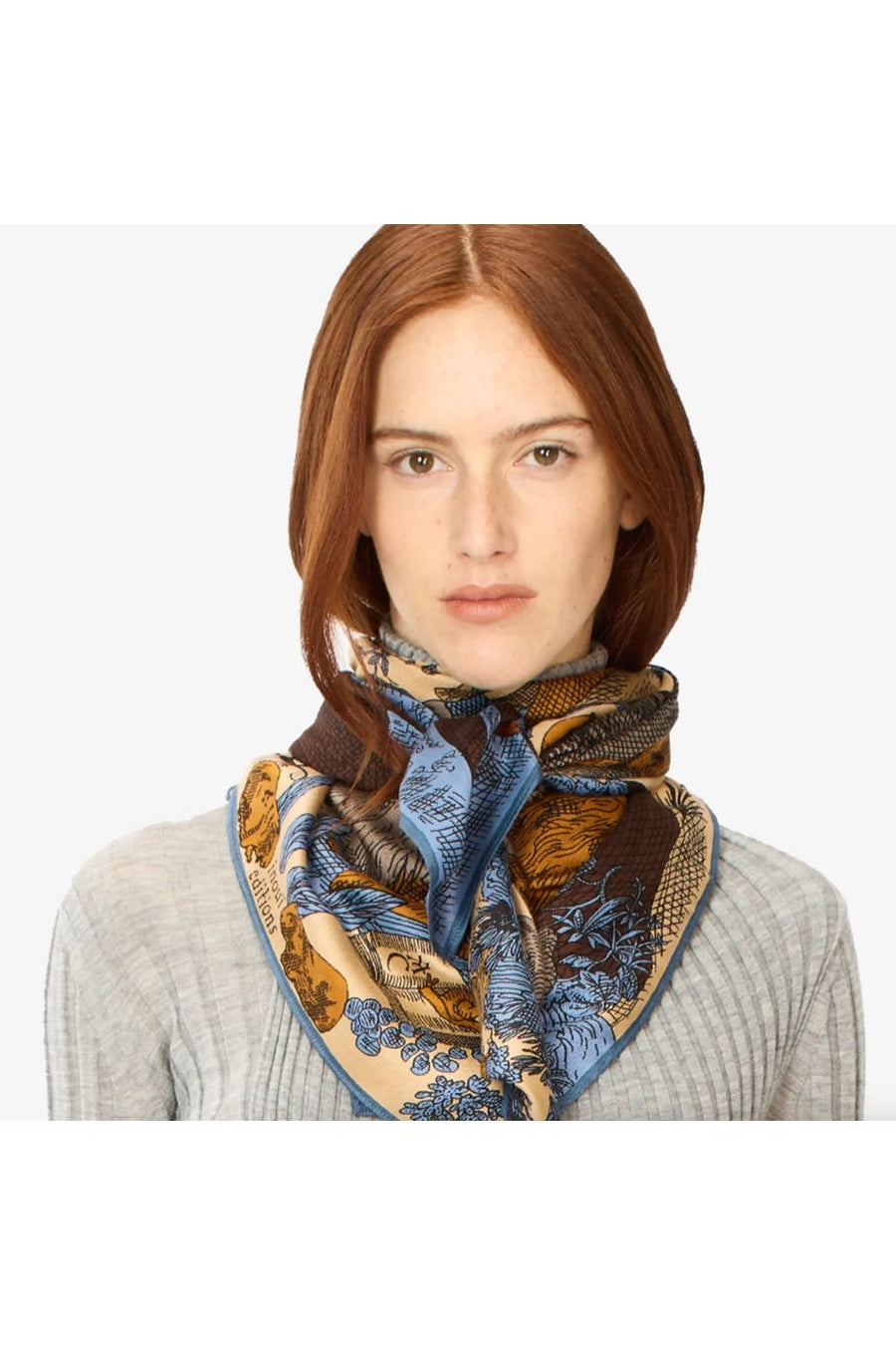 INOUI EDITIONS - 100 Square Scarf Reve in Beige