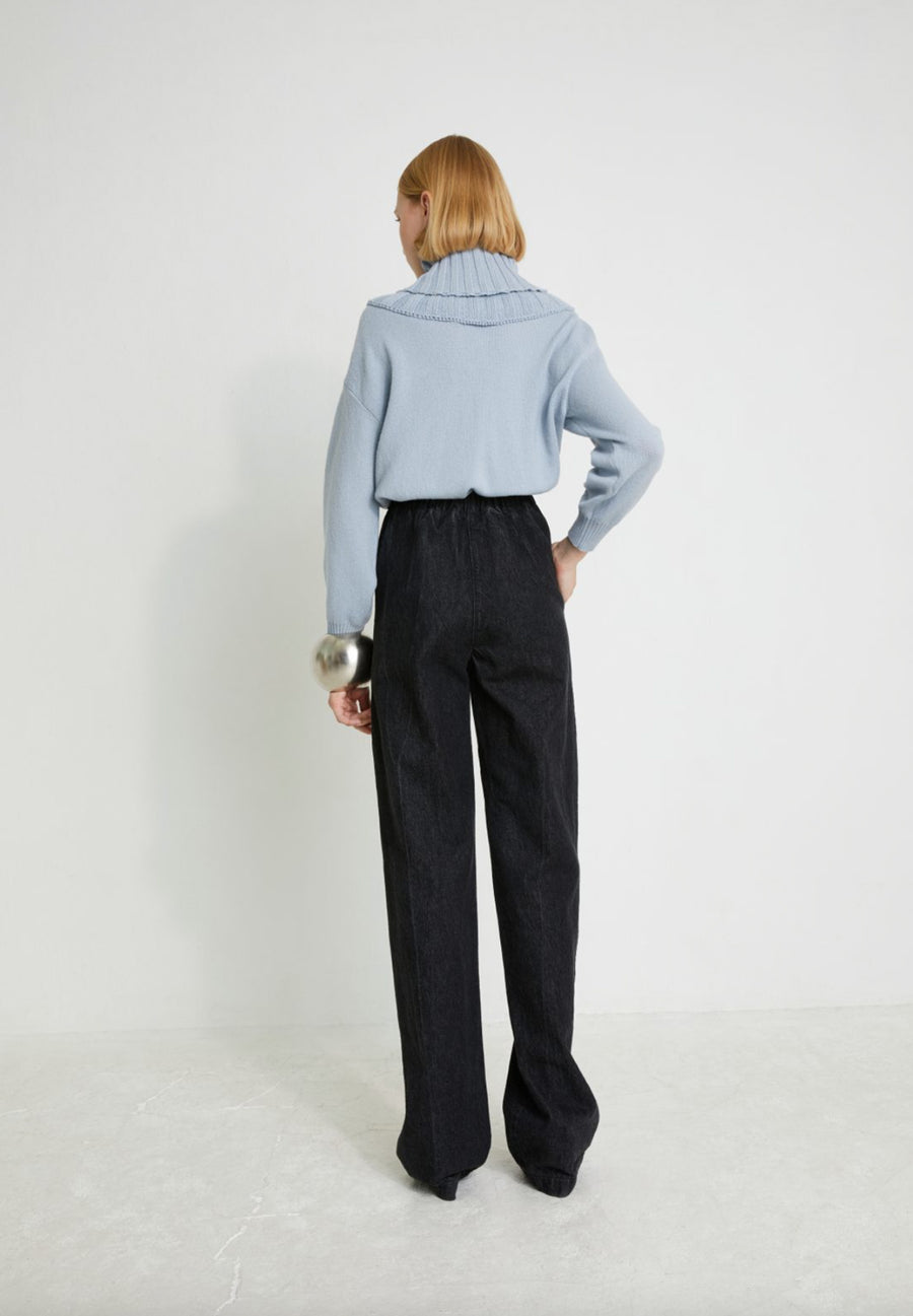 VERONIQUE LEROY - Wide Leg Pleated Trousers in Black Denim