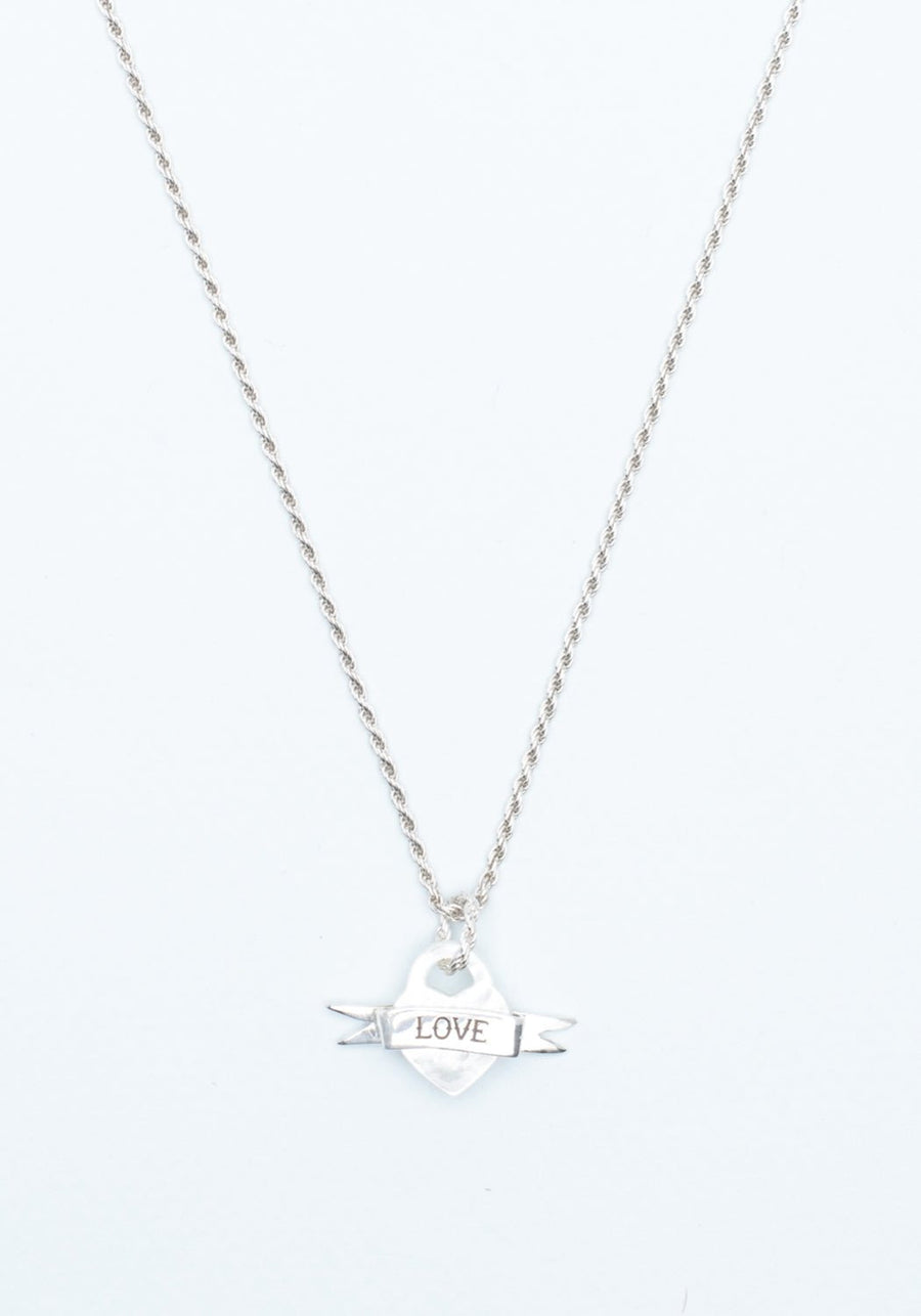 Wouters + Hendrix - Rope Chain Necklace with Mother of Pearl Tattooed Heart Pendant "LOVE"