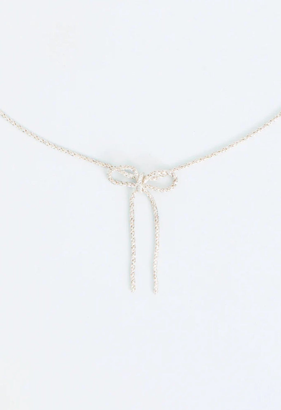 Wouters + Hendrix - Textured Necklace with Small Bow in Silver