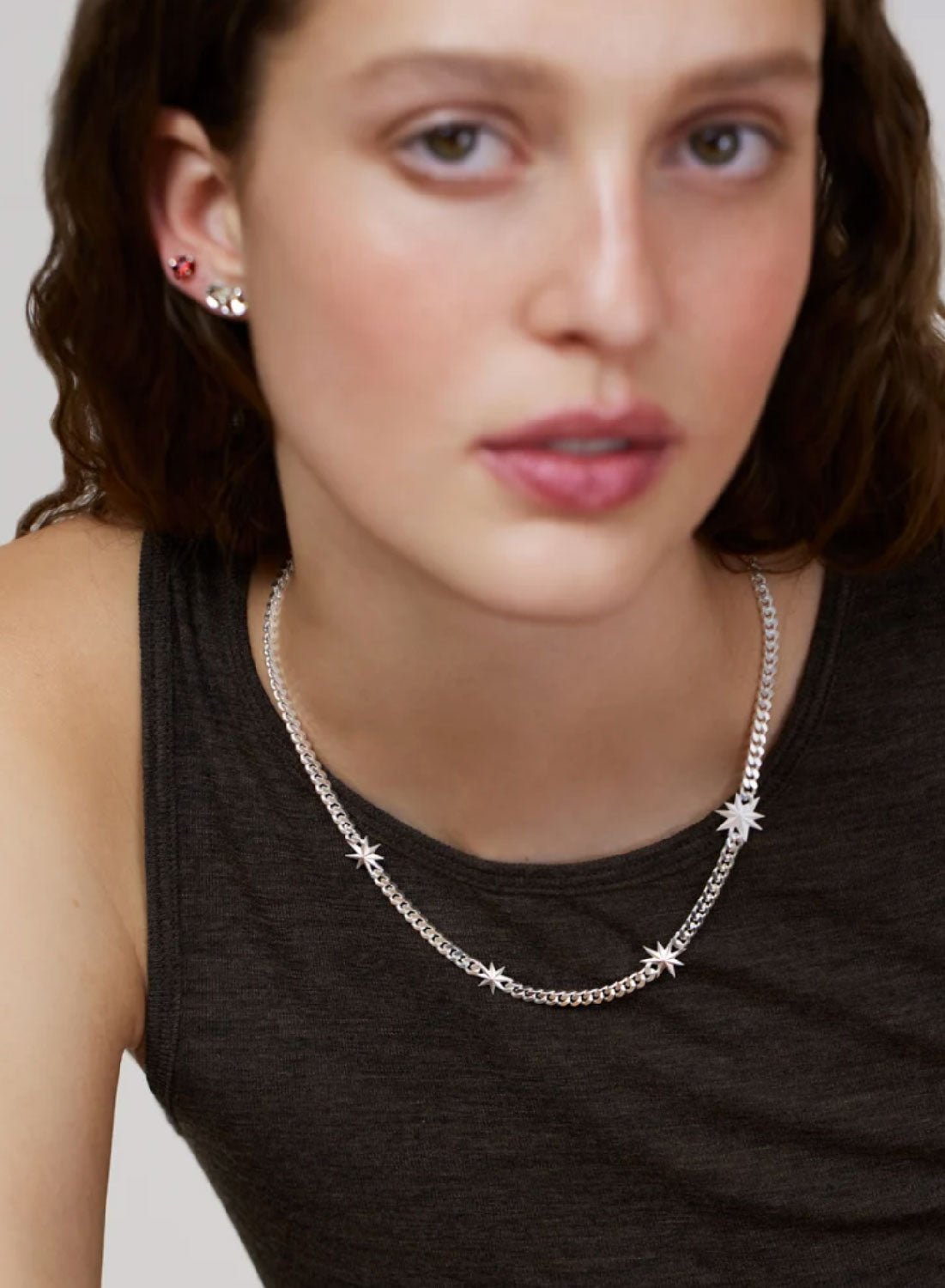 Wouters + Hendrix - Curb Chain Necklace with Stars in Silver