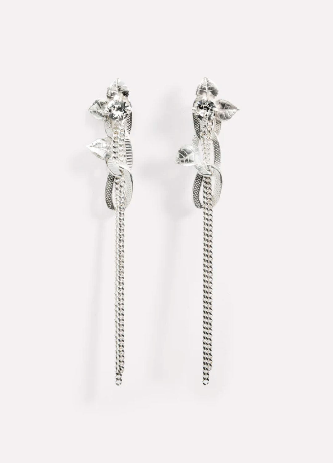 Wouters & Hendrix - Statement Stud Earrings with Crystal Flower and Entangled Flowing Chains in Silver